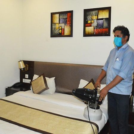 Madhav Muskan Residency Mathura Extérieur photo