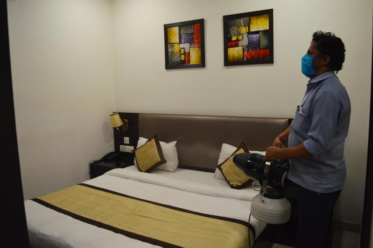 Madhav Muskan Residency Mathura Extérieur photo